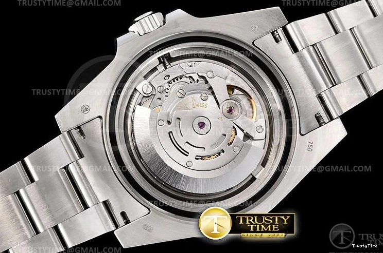 0319 ROLGMT166 – GMT II Snug 977